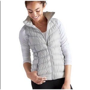 Athleta Downalicious Deluxe Puffer Vest Goose Down Gray Women Quilted Size S